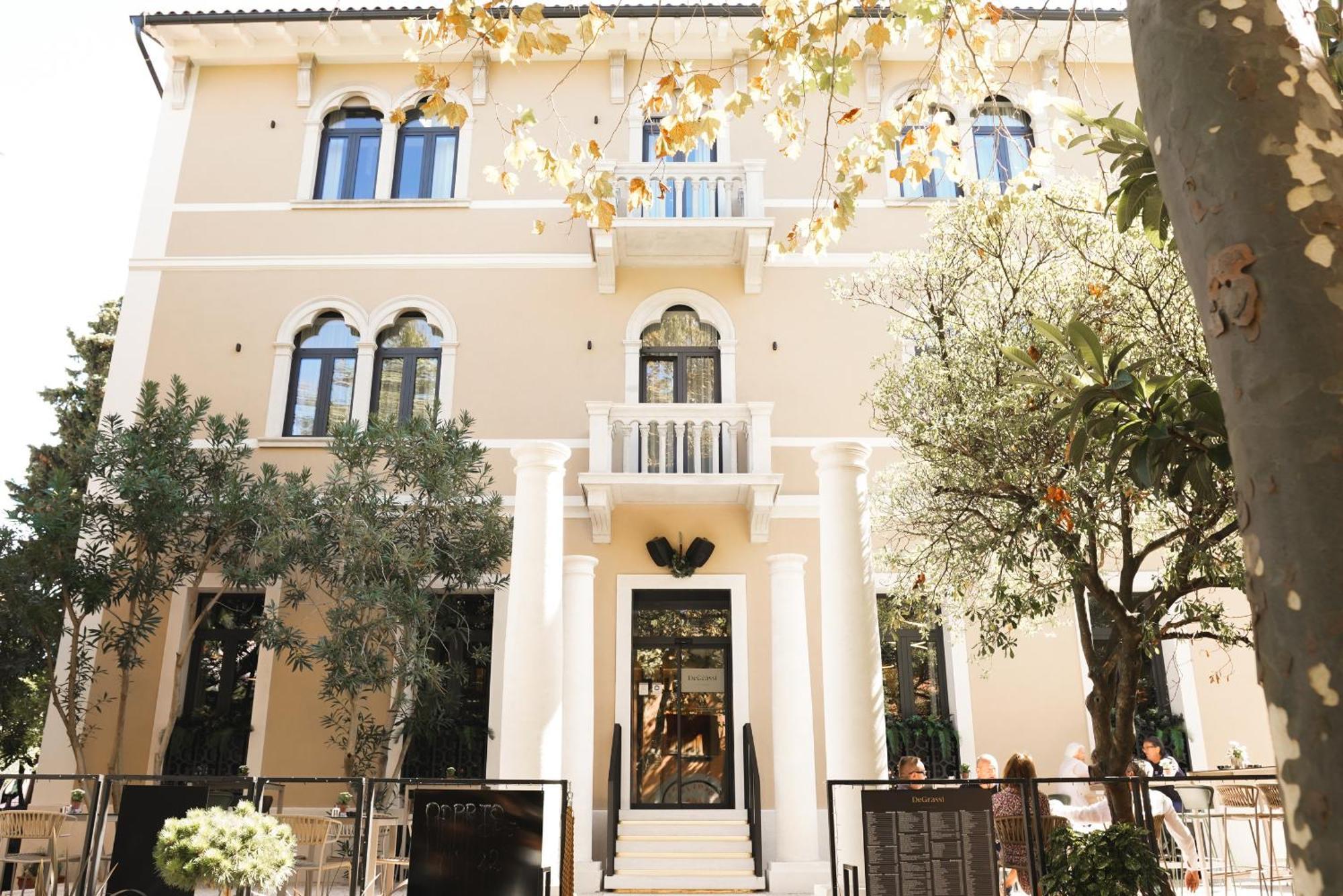 Degrassi Boutique Garni Hotel Izola Exterior photo